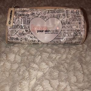 Mary Kay Love makeup bag
